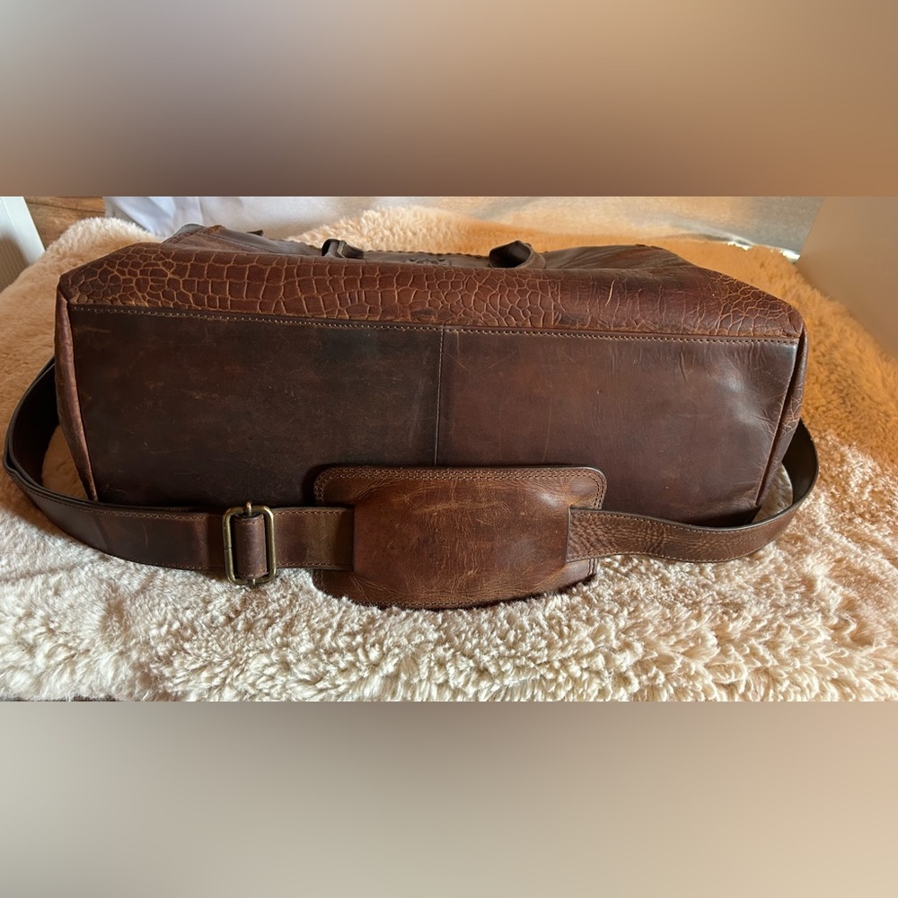 STS Ranchwear Catalina Croc Laptop Tote - Picture 4 of 15